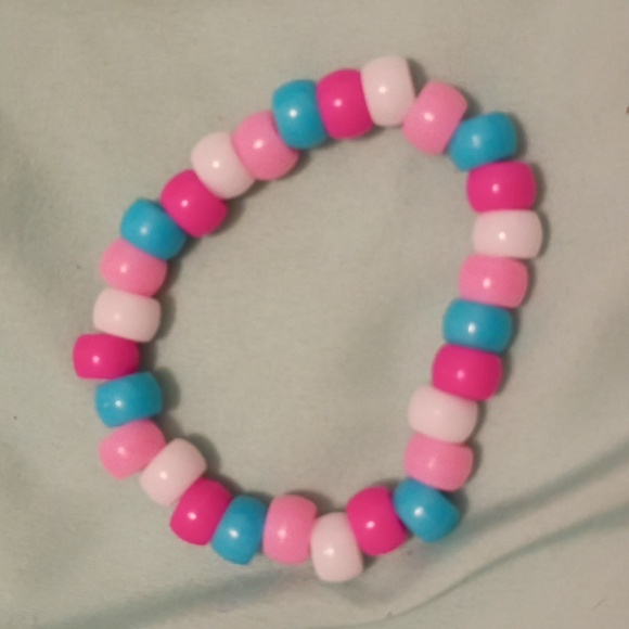 Handmade Single Bracelet - Picture 2 of 3